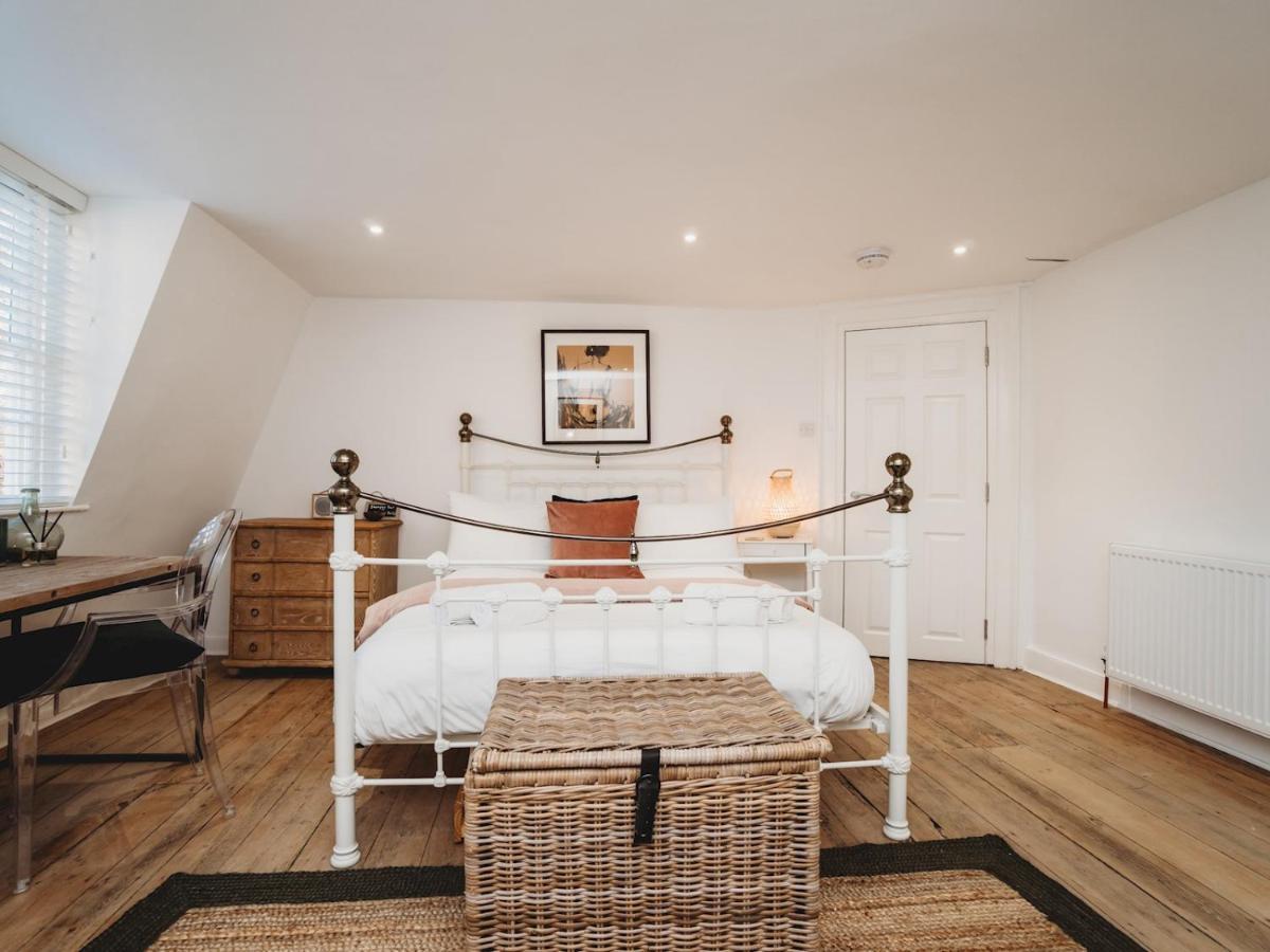 Pass The Keys Stylish 2 Bed Eco Flat In The Heart Of Bath Apartman Kültér fotó