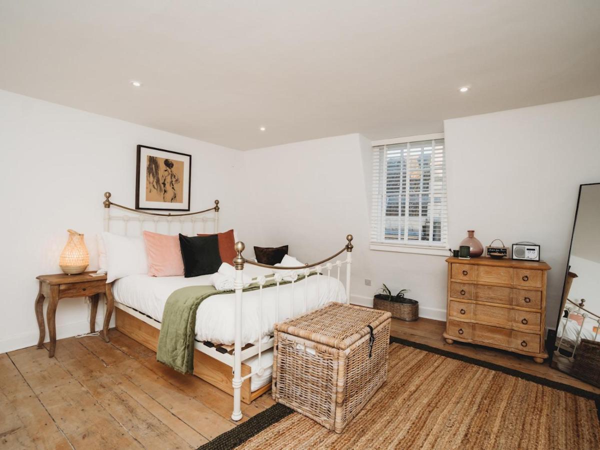 Pass The Keys Stylish 2 Bed Eco Flat In The Heart Of Bath Apartman Kültér fotó